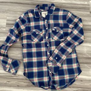 NEW Abercrombie & Fitch woman shirt